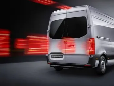 Luz de freno adaptativa